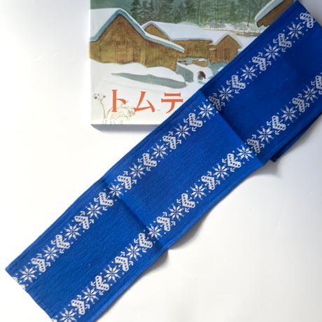 スウェーデンで見つけた刺繍のミニテーブルランナー／クリスマスハート柄／ブルー＆ホワイト