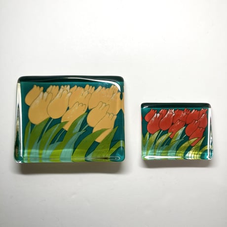 iittala（イッタラ）／ガラスカード・オブジェ／赤いチューリップ　S