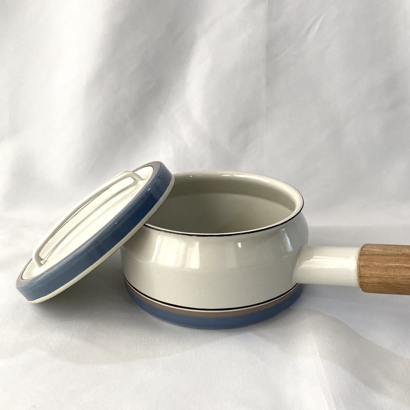 北欧　アラビア　FINEL/フィネル　ホーロー片手鍋　美品　アンティーク 北欧ヴィンテージ雑貨店 ヒュッケル | FINEL ホーロー鍋