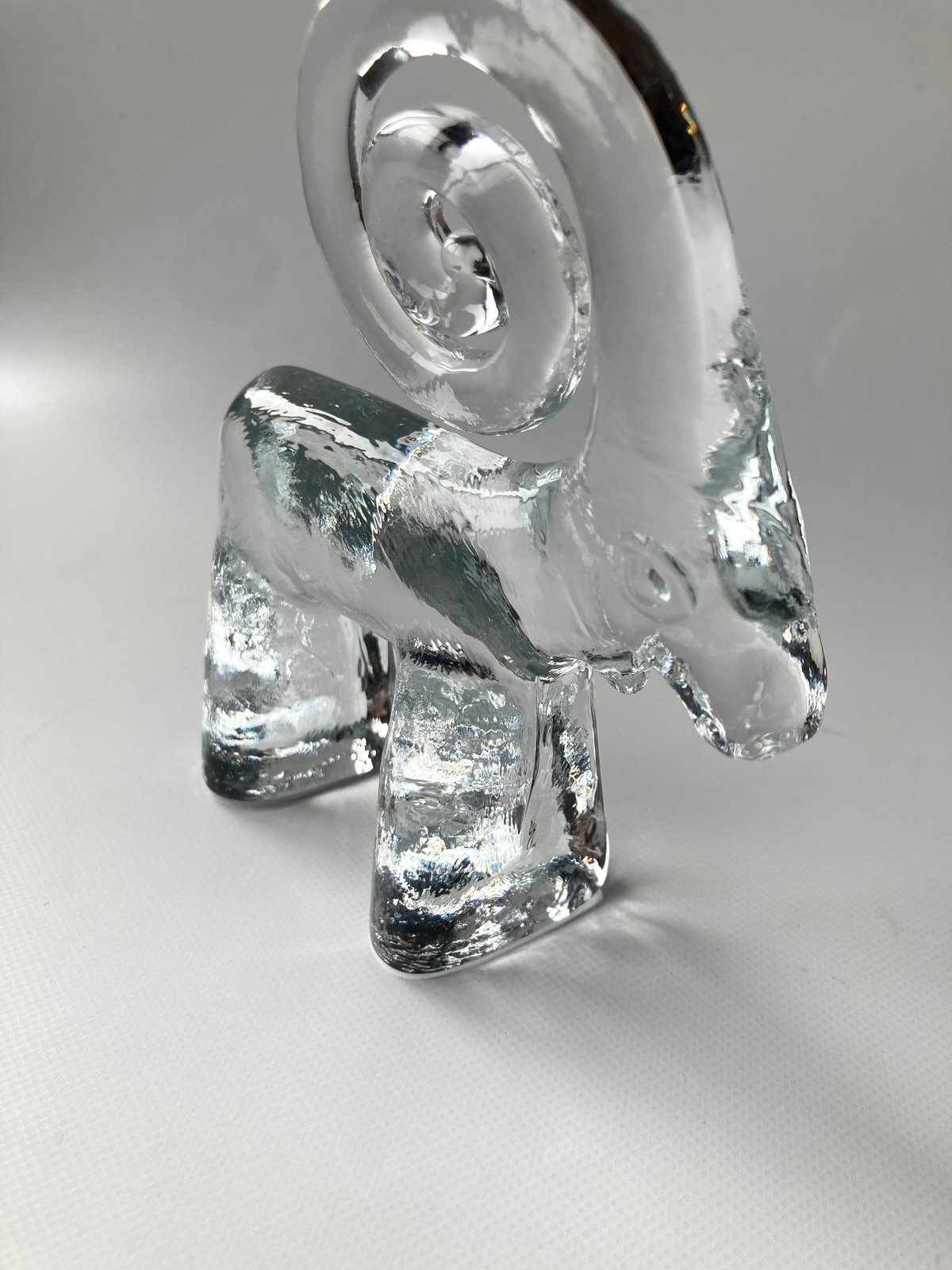 ヴィクトリアン 花 芸術 骨董品 油彩画 BIGGS&SONS ヴィクトリアン 花 芸術 骨董品 油彩画 BIGGS&SONS - メルカリ