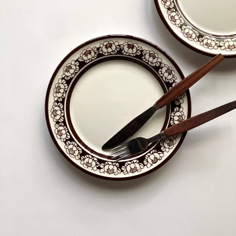 【Y様ご確認商品】ARABIA（アラビア）／Katrilli（カトリッリ） ／Esteri Tomula（エステリ・トムラ） ／プレート17.5cm／ No.01