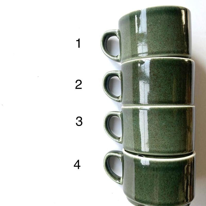 匿名配送 新品 廃盤 旧ロゴ ARABIAアラビア 皿 4コセット 匿名配送 新品 廃盤 旧ロゴ ARABIAアラビア 皿 4コセット キッチン・食器