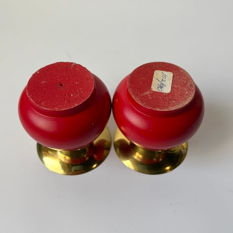 SWEDEN／赤い木製のキャンドルホルダー／２点セット