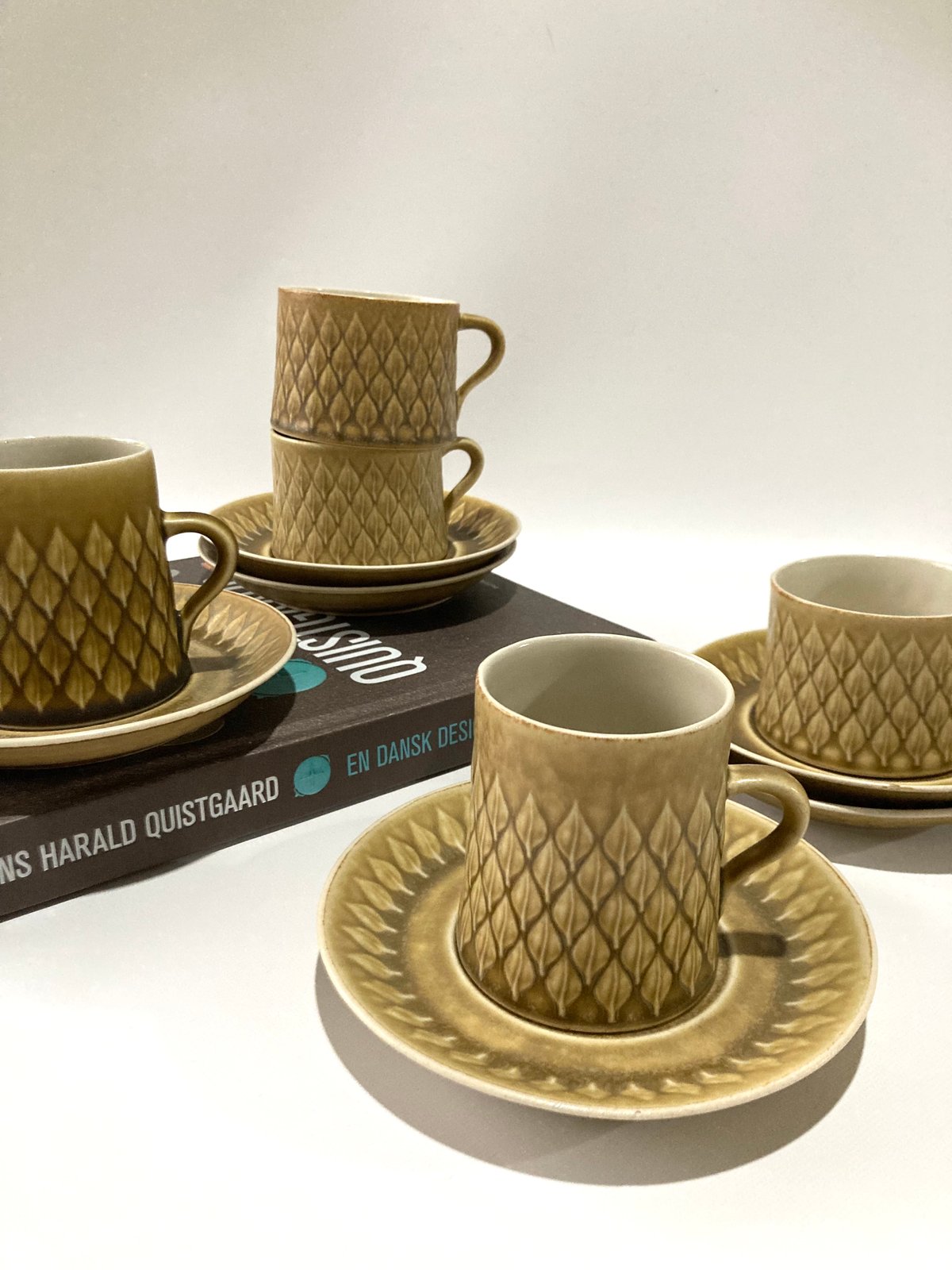 北欧 ヴィンテージ食器 クイストゴー レリーフ Cu0026S 2セット