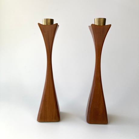 スウェーデンで見つけたチークのキャンドルスティックホルダー／オブジェ／２本で１セット