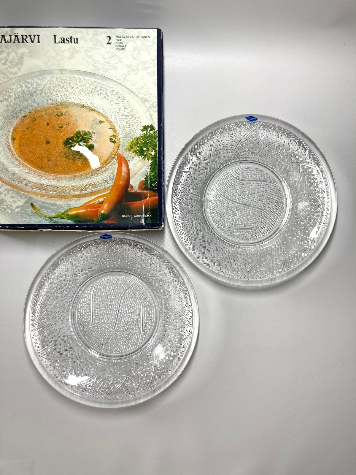 【激レア】nuutajärvi flora ＊ 17cmプレート 激レア】nuutajärvi flora ＊ 17cmプレート - メルカリ