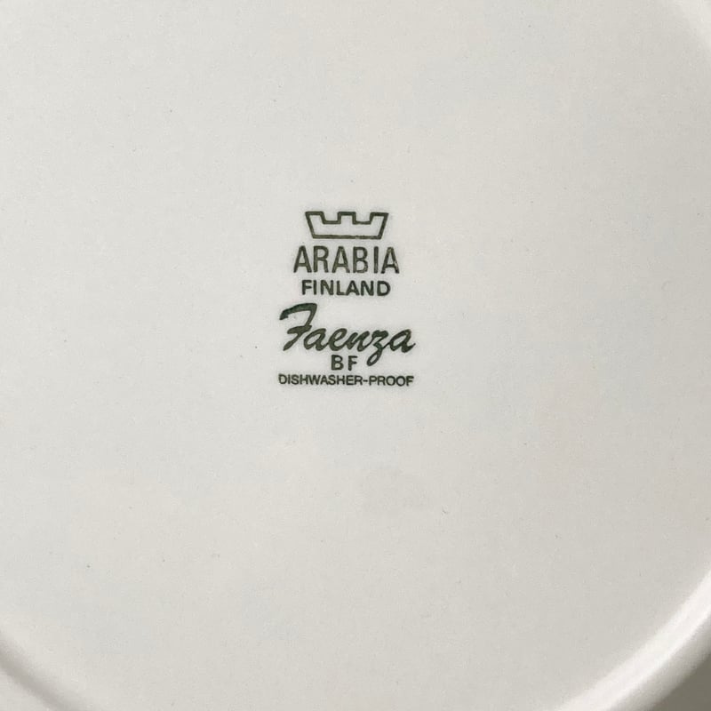 ARABIA（アラビア）／ Faenza（ファエンツァ）／プレート24.5cm