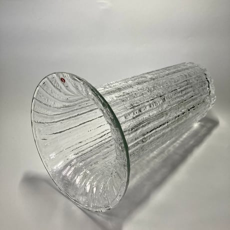 iittala（イッタラ）／Vertica（ヴェルティカ）／Timo Saraneva（ティモ・サルパネヴァ）／廃盤／大型のフラワーベース／H33cm