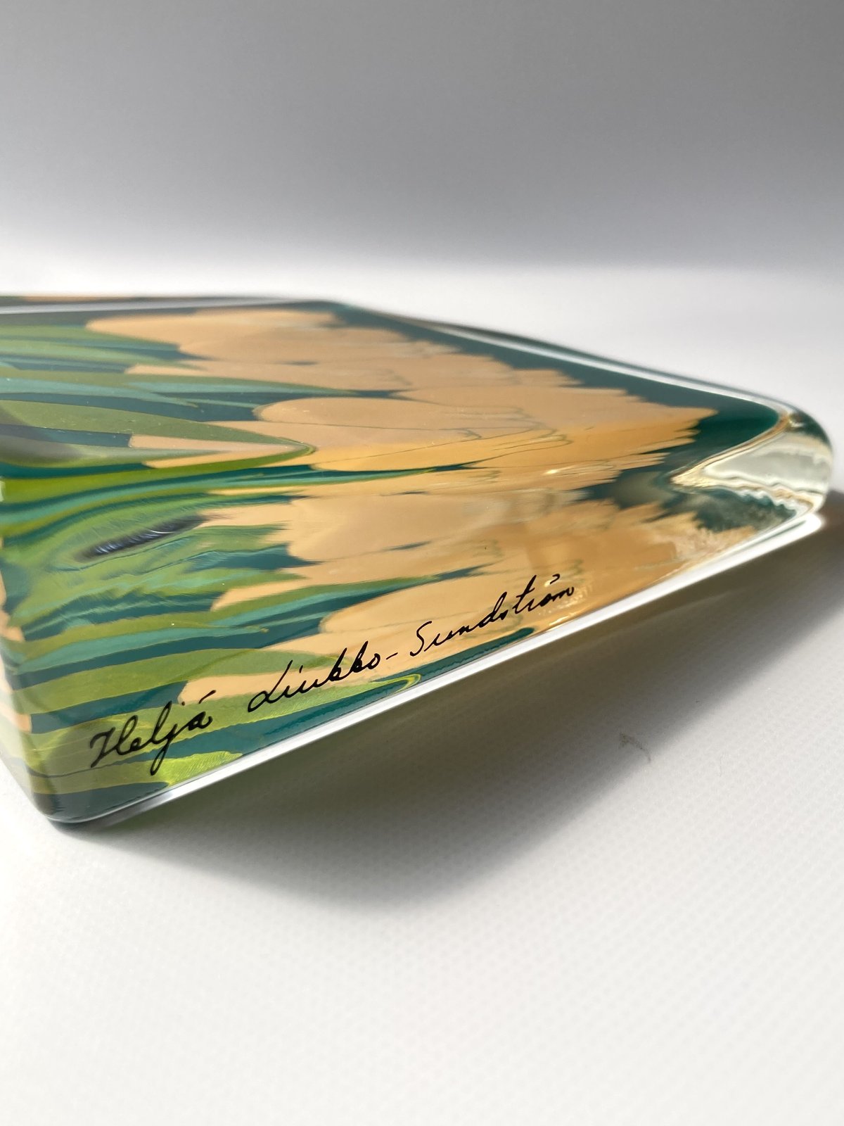 iittala（イッタラ）／ガラスカード・オブジェ／黄色いチューリップ L