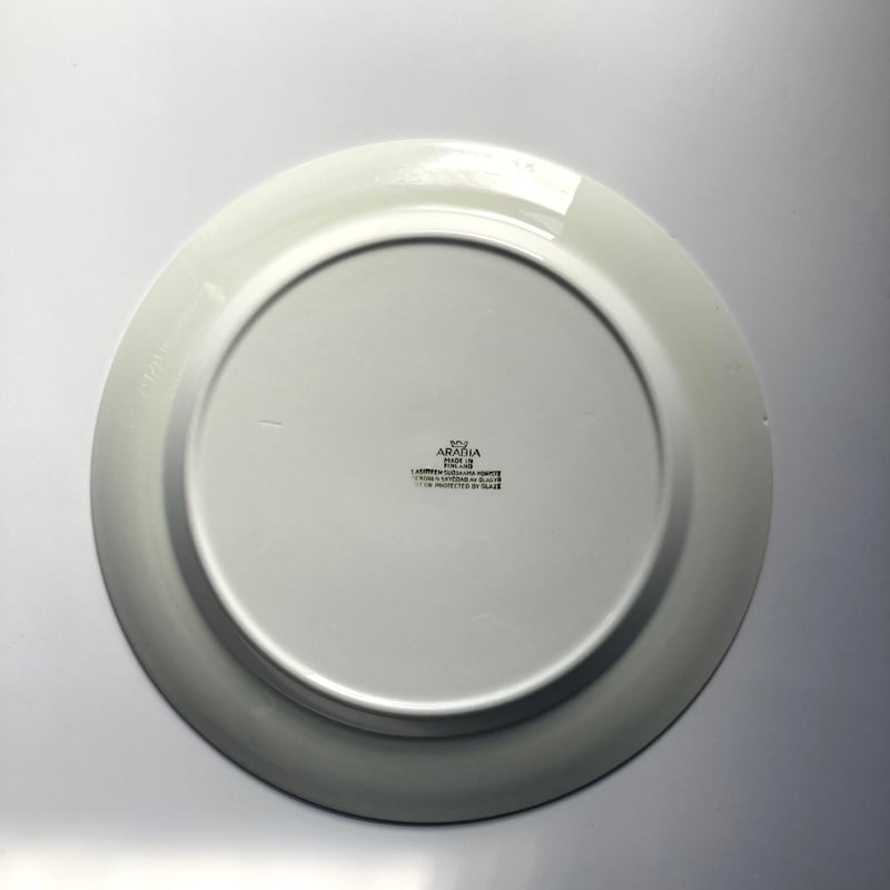 ARABIA（アラビア）／Aprikoosi（アプリクーシ） ／プレート23.5