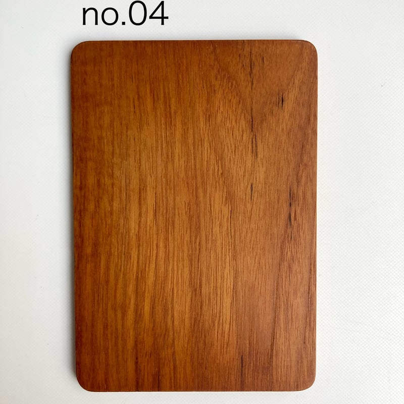 スウェーデン製／ヴィンテージのチークトレイ・コースター／在庫4点