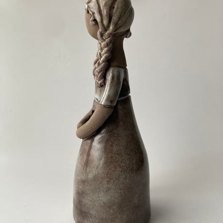 Elbogen（エルボーゲン）／ニュアンスカラーが素敵なフラワーガール／花瓶・オブジェ H22.5cm