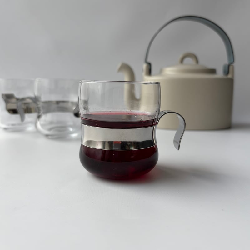 iittala（イッタラ）／Paula（パウラ）／ハンドル付の小さなグラス