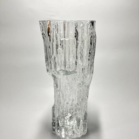iittala（イッタラ）／Avena（アヴェナ）／Tapio Wirkkala（タピオウィルカラ）／有機的なフラワーベース／H24cm