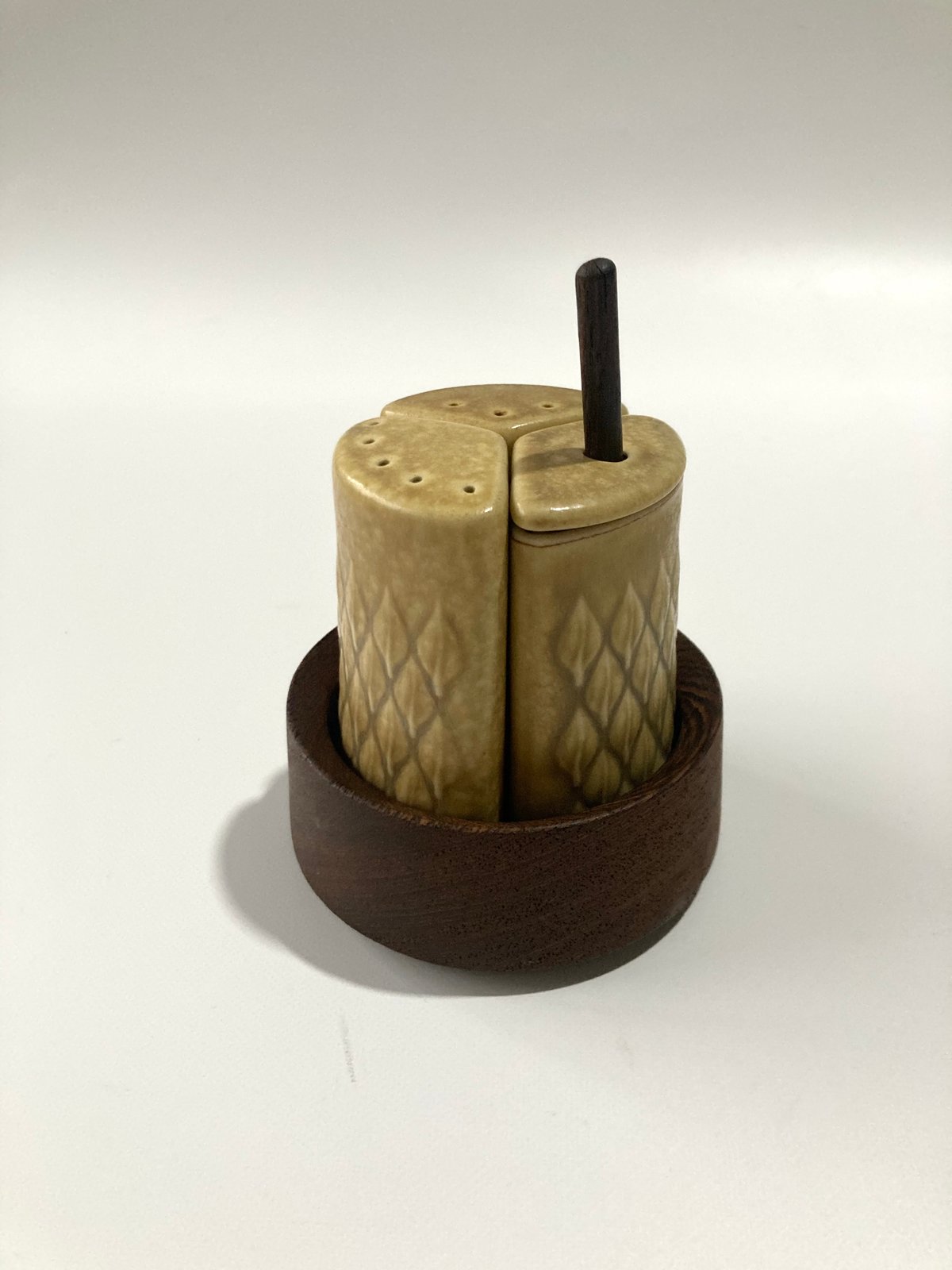 Quistgaard（クイストゴー）／Relief（レリーフ）／スパイスボトル