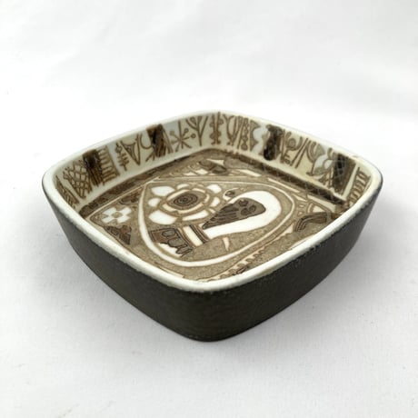 Royal copenhagen（ロイヤルコペンハーゲン）／Aluminia（アルミニア）／Baca　スクエアトレイ　11cm　01