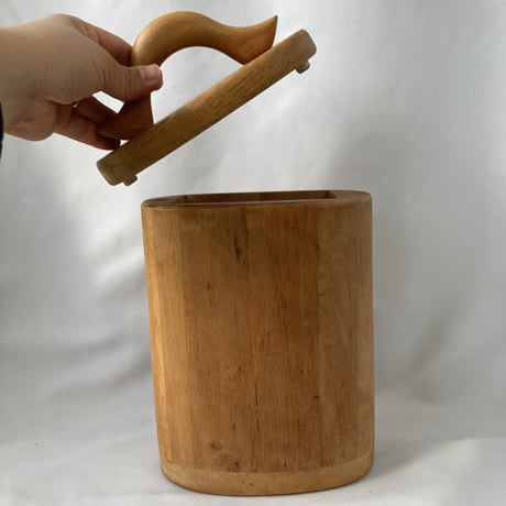 スウェーデンの工芸品／ヴィンテージの木のコンテナ／アルダー材