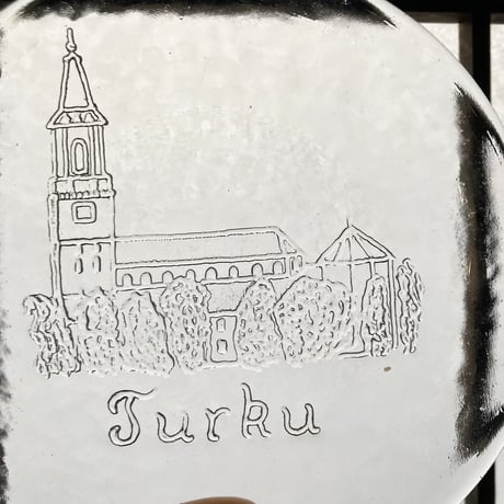 フィンランドで見つけた飾り皿／Turku（トゥルク）という町のプレート 17.5cm