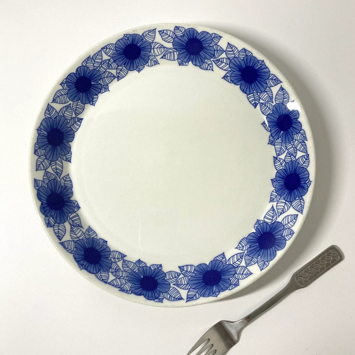 ARABIA（アラビア）／Malva（マルヴァ）／プレート23cm／【在庫1点