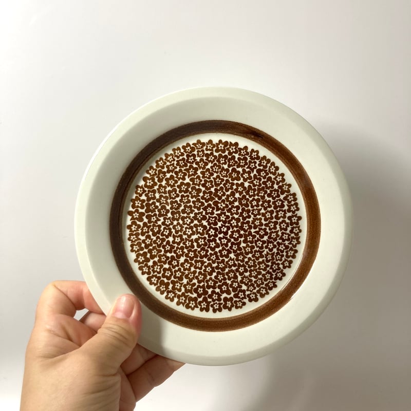 ARABIA（アラビア）／ Faenza（ファエンツァ）／プレート16.8cm | HYGGE