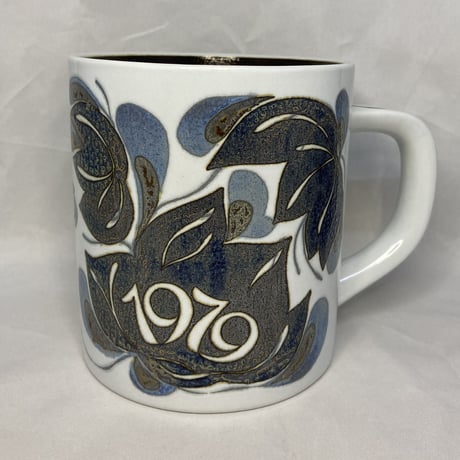 Royal Copenhagen（ロイヤルコペンハーゲン）／イヤーマグ  L／1979