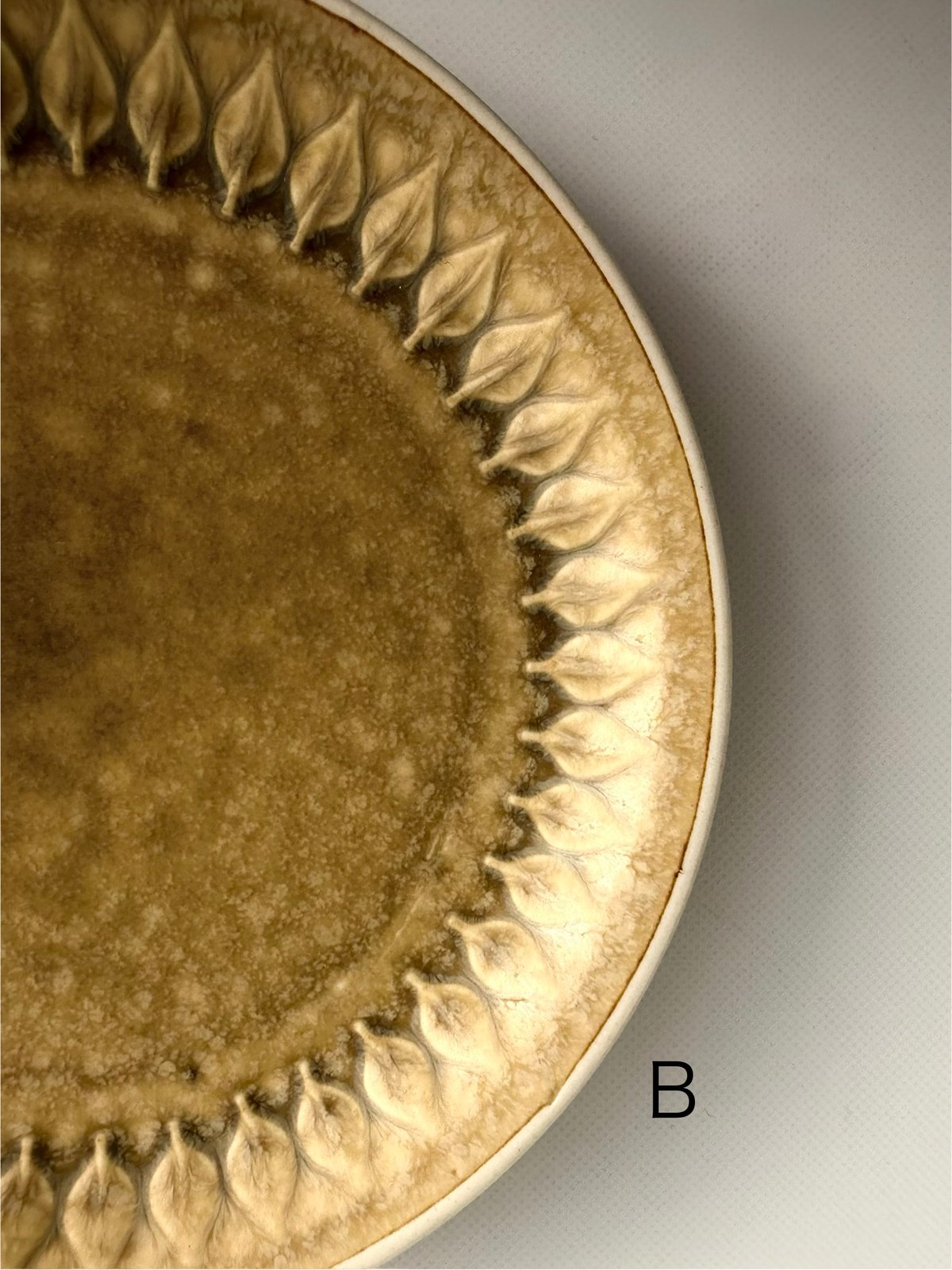 Quistgaard（クイストゴー）｜Relief（レリーフ）｜プレート φ16.5cm |