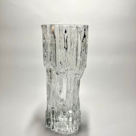 iittala（イッタラ）／Avena（アヴェナ）／Tapio Wirkkala（タピオウィルカラ）／有機的なフラワーベース／H24cm