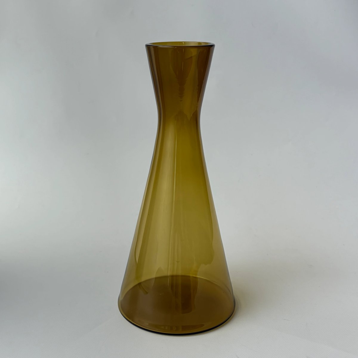 花瓶・フラワースタンド Kaj franck Nuutajarvi vase Nuutajarvi（ヌータヤルヴィ）｜Kaj Franck（カイ・フランク）｜1541