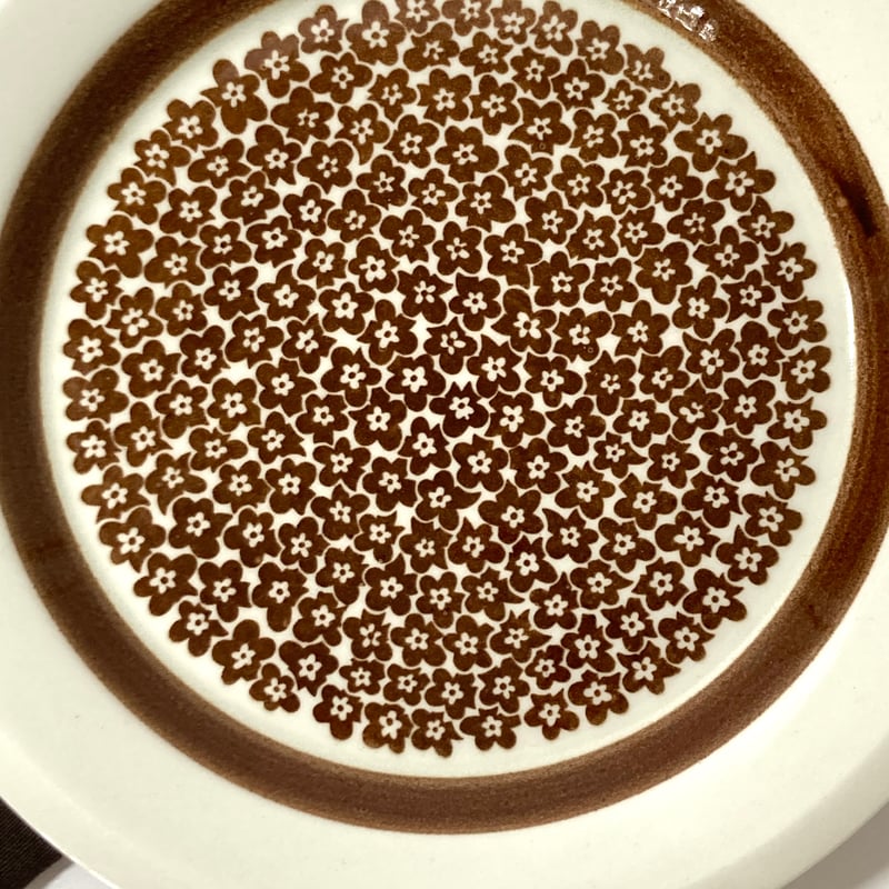 ARABIA（アラビア）／ Faenza（ファエンツァ）／プレート16.8cm | HYGGE