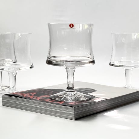 iittala（イッタラ）／Romantica（ロマンティカ）／Tapio Wirkkala（タピオヴィルカラ）／ワイングラス／no. 01