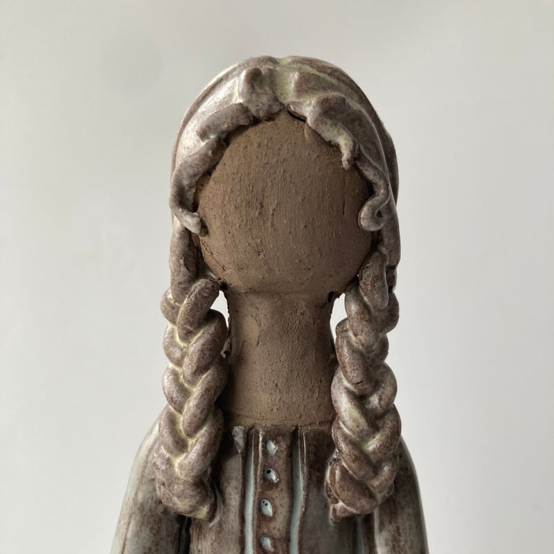 Elbogen（エルボーゲン）／ニュアンスカラーが素敵なフラワーガール 