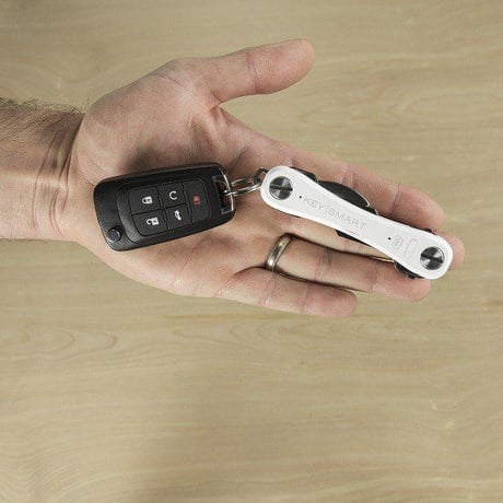 KEYSMART PRO ホワイト キースマート プロ tile 内臓 LEDライト 付き トラッキング キーケース