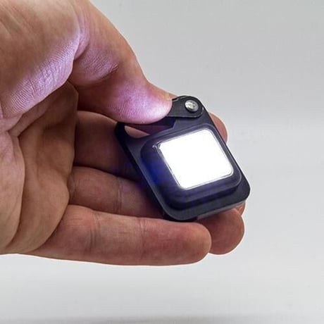 TRUE UTILITY BUTTON LITE 充電式 ボタンライト キーリング付き トゥルーユーティリティ