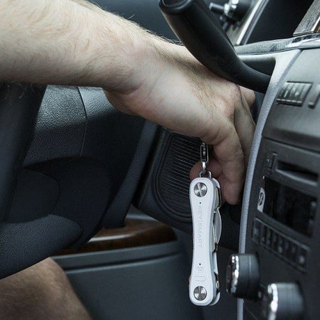 KEYSMART PRO ホワイト キースマート プロ tile 内臓 LEDライト 付き トラッキング キーケース
