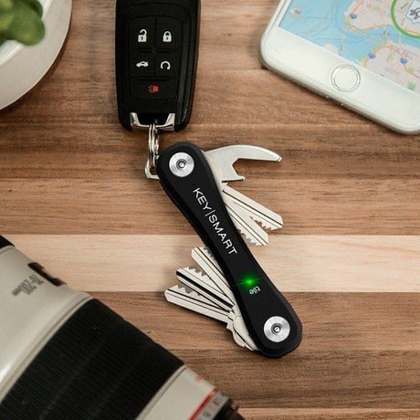 KEYSMART PRO ブラック キースマート プロ tile 内臓 LEDライト 付き トラッキング キーケース