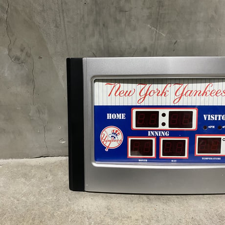 2001MLB NYY ScoreBoard Clock
