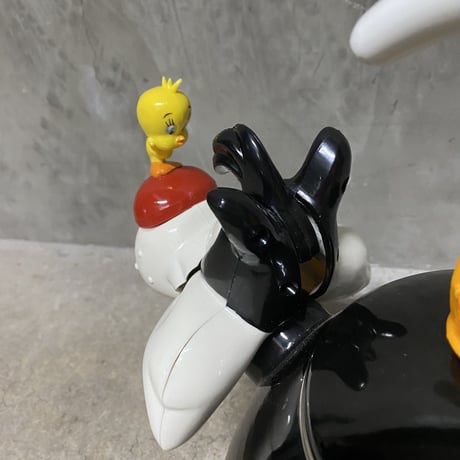 1994 WarnerBros "Sylvester 3litters Tea Kettle"