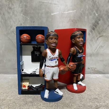 2003McDonalds "NBA Allen Iverson locker coinbank"