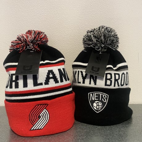 ULTRA GAME NBA PomPom Beanie