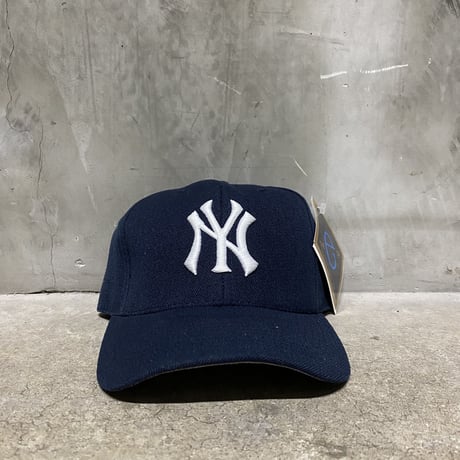90's The G cap MLB "NY Yankees" strapback