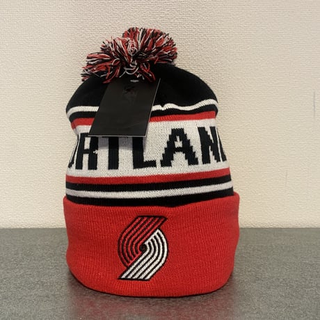 ULTRA GAME NBA PomPom Beanie