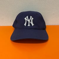 90's NY Yankees strapback hat