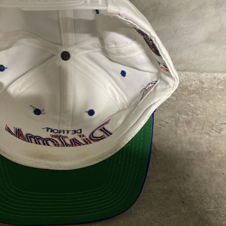 【USED】Sports Specialities DTPistons Snapback