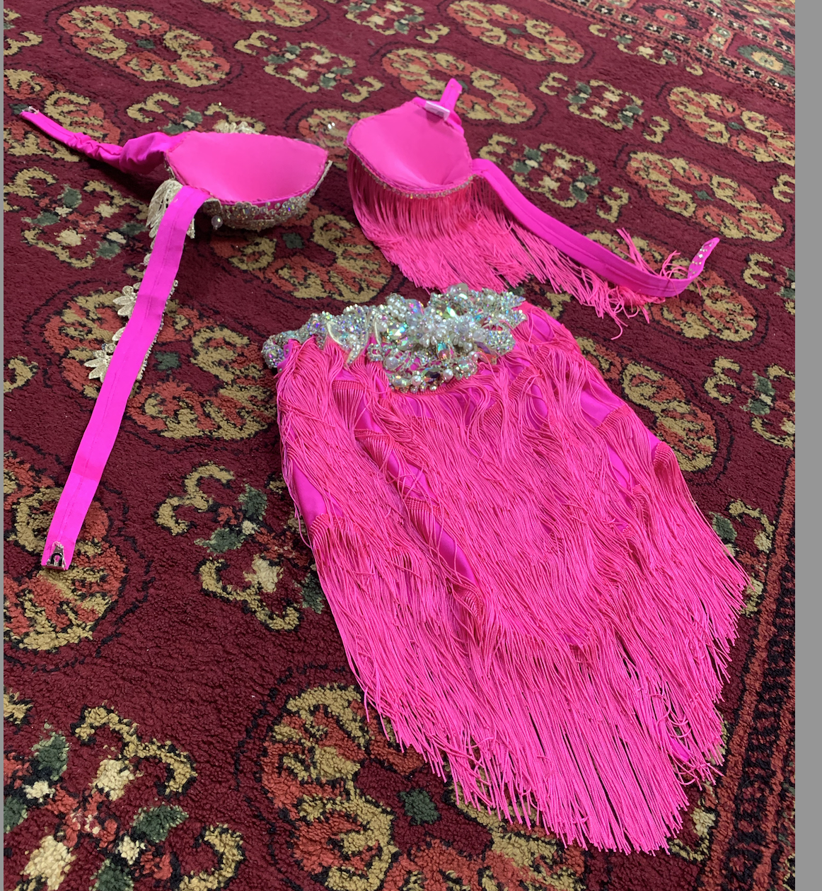 新品》ベリーダンス衣装 / ピンクショート/ Hanan | El Donia