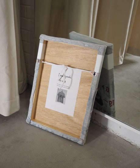 Wall vase #028