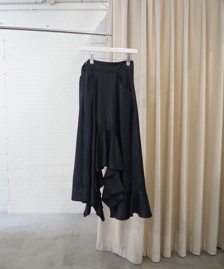 66℃ skirt / black