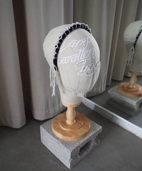 81℃ headband / black×white pearl