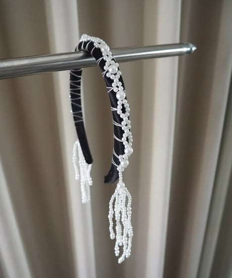 81℃ headband / black×white pearl