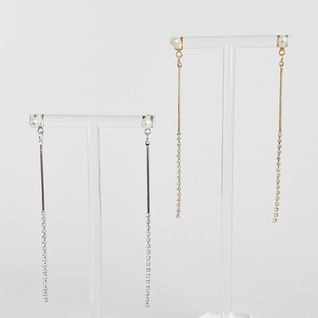 クリスタルラインパールピアス