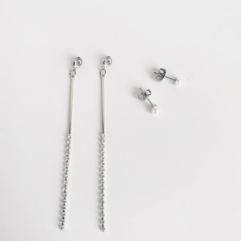 BAQLESS クリスタルピアス キャッチレスピアス スワロフスキークリスタル／Baqless（バック